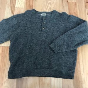 Men’s LL Bean Lambswool sweater